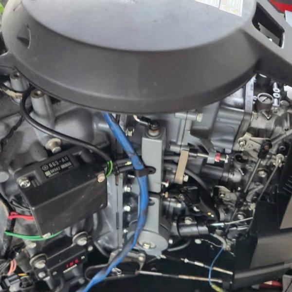 Cano khách máy Yamaha 200HP giấy tờ đầy đủ